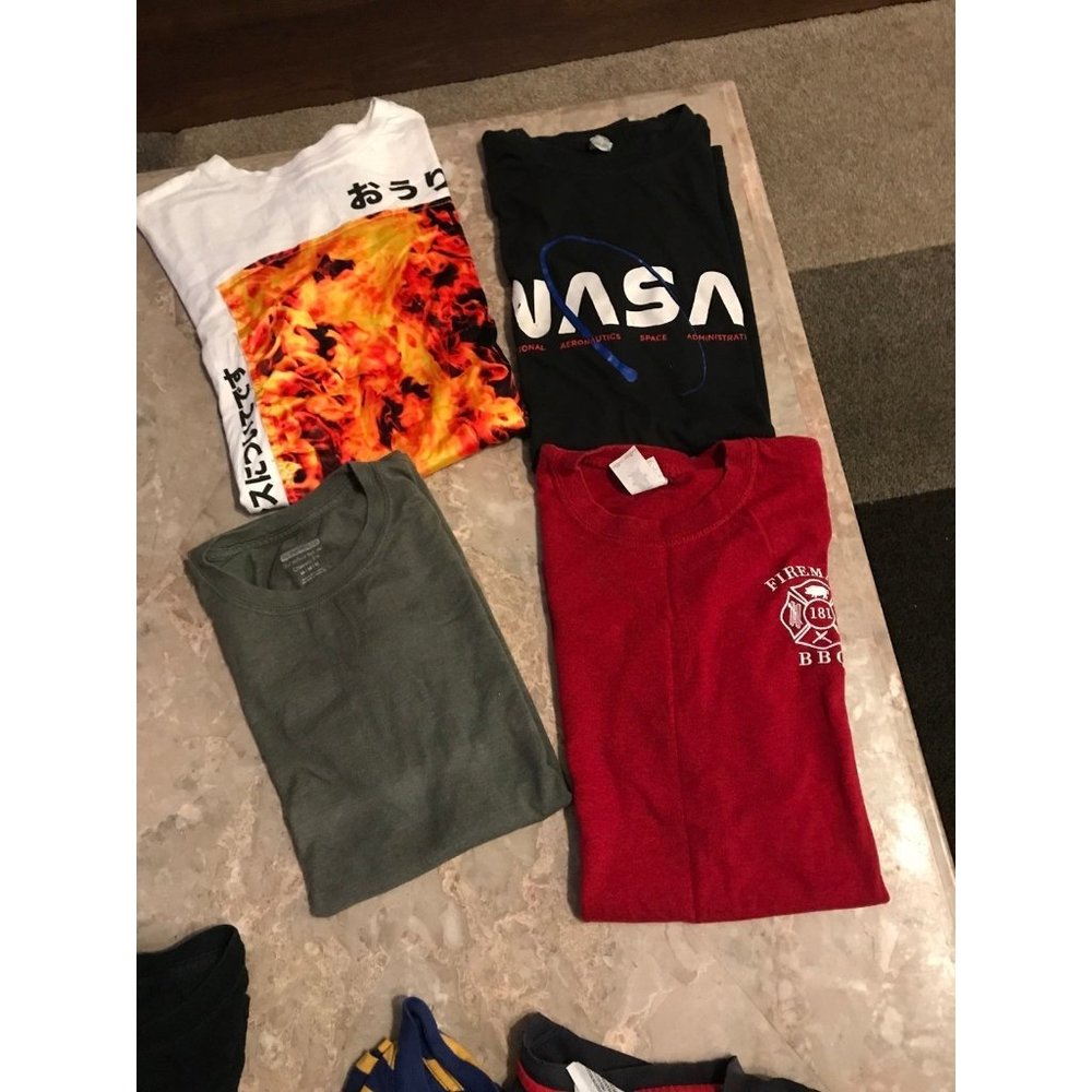 Men shirts - Picture 2 of 4